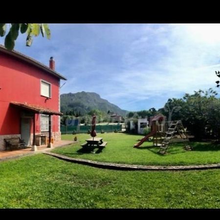 Onís Casa La Grandaヴィラ エクステリア 写真